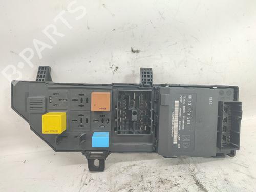 Zekeringkast OPEL VECTRA C GTS (Z02) [2002-2009]  28825381