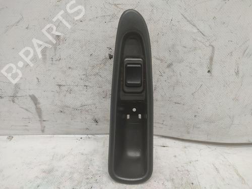 Used Right front window switch VOLVO S40 I (644) 1.9 DI (95 hp) 23197388