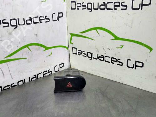 Used Warning switch DAEWOO LANOS (KLAT) 1.3 (75 hp) 7135527