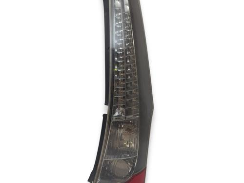 Used Right taillight MITSUBISHI GRANDIS (NA_W) 2.0 DI-D (NA8W) (136 hp) 12951109