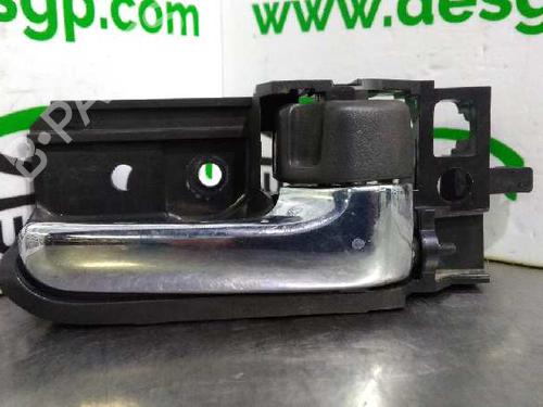 Used Front right interior door handle TOYOTA AVENSIS (_T25_) [2003-2008]  7142411