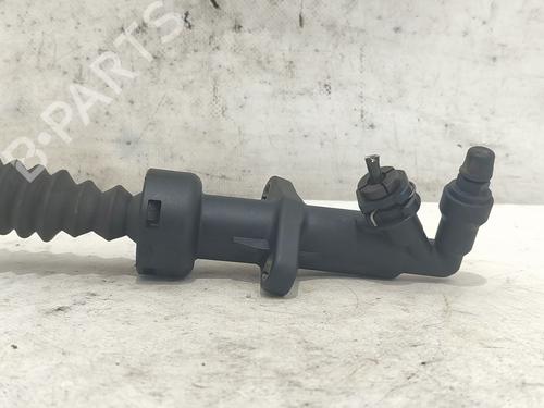 Used Clutch slave cylinder CITROËN C5 I (DC_) 2.0 HDi (DCRHYB) (90 hp) 27156475