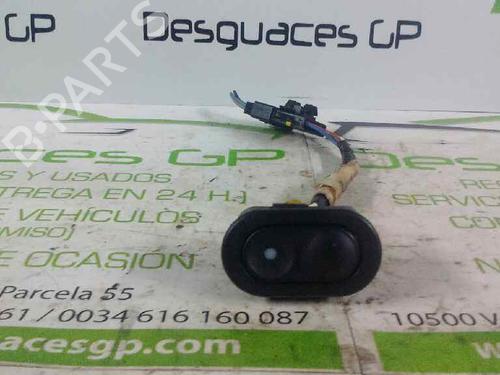 Used Right front window switch OPEL FRONTERA A (U92) [1992-1998]  7130080
