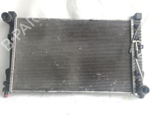 Used Water radiator Water radiator MERCEDES-BENZ CLK (C209) CLK 240 (209.361) (170 hp) 33274846 33274846