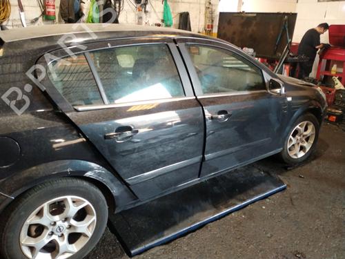 Switch OPEL ASTRA H (A04) 1.9 CDTI 16V (L48) | BP39903130I30 - Image 11