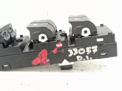 Left front window switch HYUNDAI i30 (GD) 1.4 | BP38112786I27 - Image 5