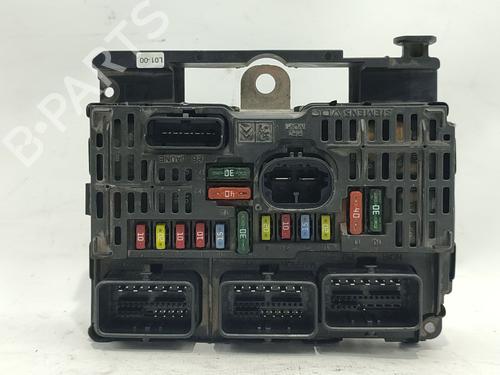 Used Fuse box PEUGEOT 407 SW (6E_, 6D_) 2.0 HDi 135 (136 hp) 29233007