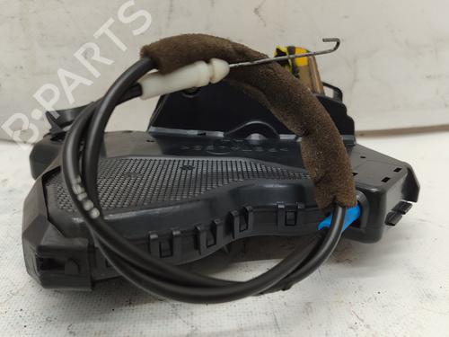 Front right lock TOYOTA COROLLA Verso (ZER_, ZZE12_, R1_) 2.0 D-4D (CUR10_, CUR10R) | BP30176305C97