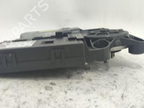 Right front window motor VOLVO C30 (533) 2.0 D | BP38287324E20 - Image 3