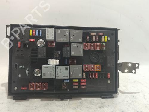 Used Fuse box Fuse box OPEL ASTRA J (P10) 1.7 CDTI (68) (110 hp) 34604258 34604258
