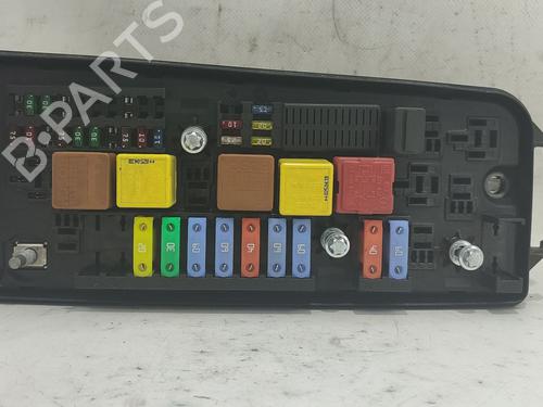 Used Fuse box OPEL VECTRA C (Z02) 2.0 DTI 16V (F69) (101 hp) 25038616