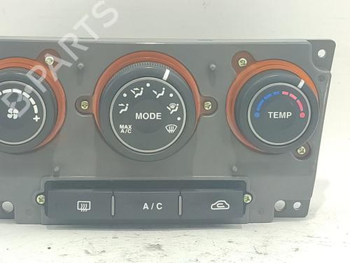 climate-control-kia-carens-iii-mpv-un-2006-2007-2008-2009-2010-2011-2012-2013-37074596 main image