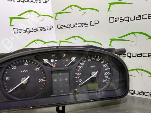 Used Instrument cluster RENAULT LAGUNA II (BG0/1_) [2001-2007]  7136830