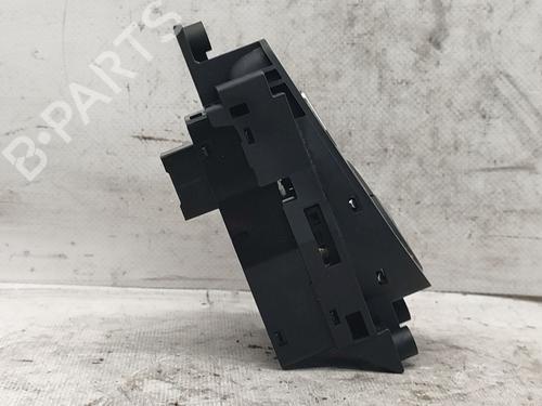 Electric handbrake HYUNDAI i40 I CW (VF) 1.7 CRDi | BP24701333E5 