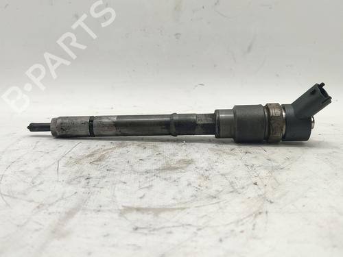 Used Injector KIA CARENS III MPV (UN) 2.0 CRDi 140 (140 hp) 30136321