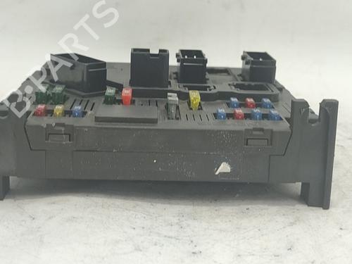Used Fuse box Fuse box 38711645 38711645