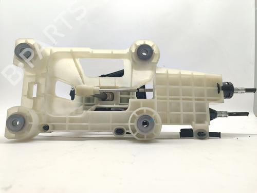 Gear lever MITSUBISHI OUTLANDER II (CW_W) 2.0 DI-D (CW8W) | BP31995932M90