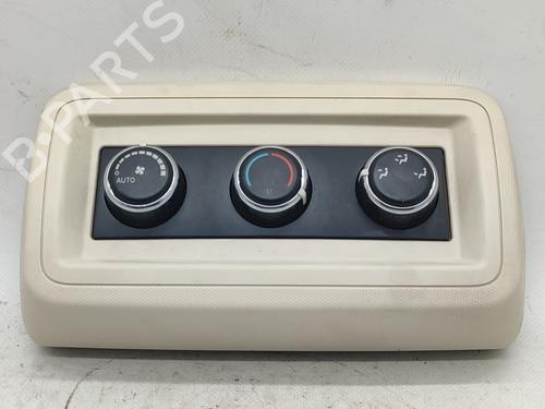 Used Climate control DODGE JOURNEY 2.0 CRD (140 hp) 17044840