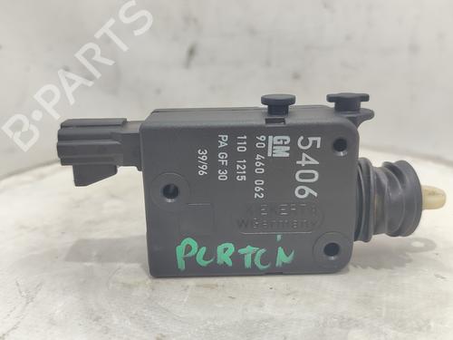 Used Central lock pump OPEL VECTRA B (J96) [1995-2004]  19783768