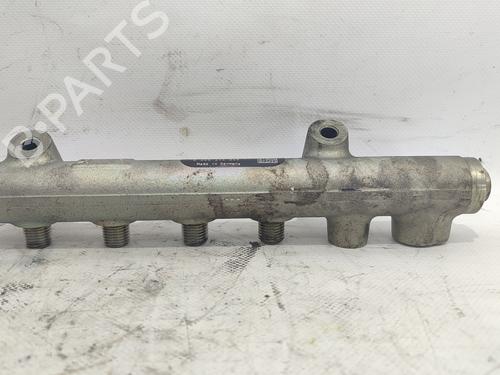 Used Injection rail OPEL ASTRA H Estate (A04) [2004-2014]  18025251
