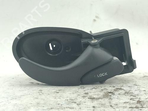 Maniglia interna anteriore destra FORD FOCUS I (DAW, DBW) 1.8 Turbo DI / TDDi (90 hp) 30833880
