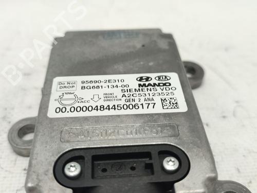 Electronic sensor KIA CARENS III MPV (UN) 2.0 CRDi 140 | BP30136402M84