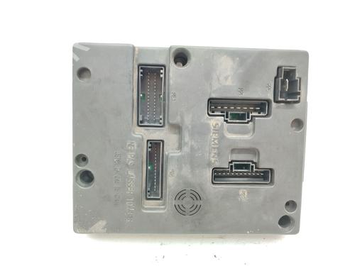 Used Fuse box RENAULT SCÉNIC I MPV (JA0/1_, FA0_) 1.9 dCi RX4 (102 hp) 29983419