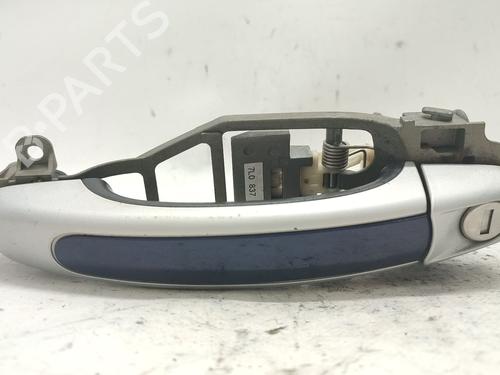 Used Front right exterior door handle Front right exterior door handle 37468242 37468242