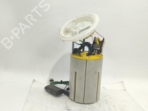 Pompe à carburant BMW 5 (E60) 520 d (163 hp) 31980097