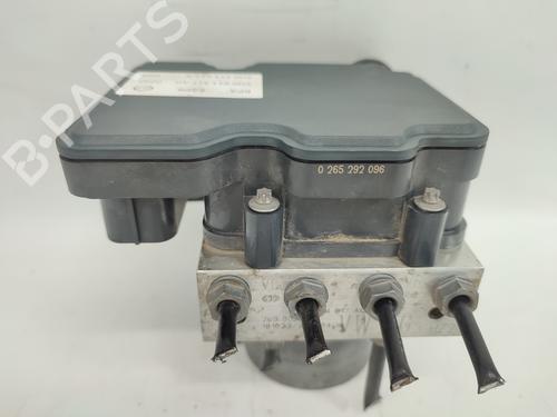 Used ABS pump SEAT IBIZA V (KJ1, KJG) 1.0 MPi (80 hp) 15372138