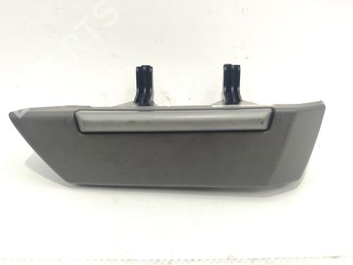 Used Steering wheel controls Steering wheel controls LAND ROVER DISCOVERY III (L319) 2.7 TD 4x4 (190 hp) 39588823 39588823