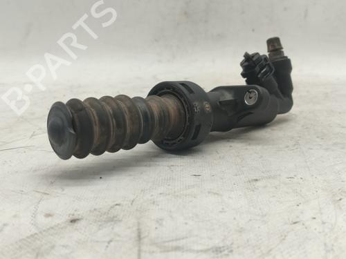 Used Clutch slave cylinder CITROËN XSARA PICASSO (N68) 2.0 HDi (90 hp) 16670849