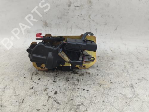 Used Tailgate lock CHRYSLER VOYAGER IV (RG, RS) 2.5 CRD (141 hp) 18680108