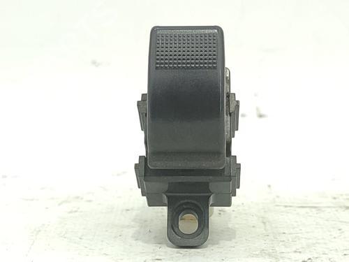 Used Right front window switch MAZDA 626 V (GF) 2.0 TD (GFFP) (110 hp) 29233172