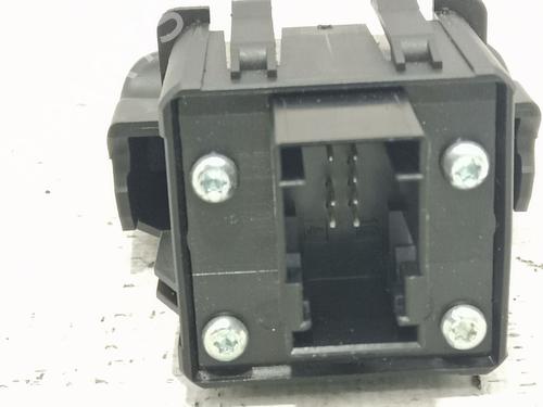 Electric handbrake PEUGEOT 5008 II (MC_, MJ_, MR_, M4_) 1.6 BlueHDi 115 (MCBHXH, MCBHXW) | BP26884549E5 