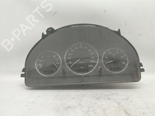 Used Instrument cluster MERCEDES-BENZ M-CLASS (W163) ML 270 CDI (163.113) (163 hp) 26167329
