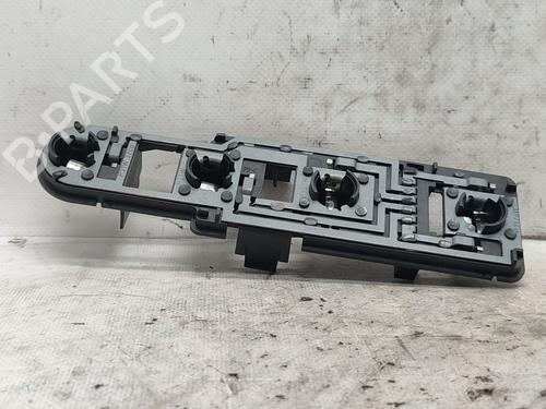 Used Lamp holder MERCEDES-BENZ A-CLASS (W168) A 160 CDI (168.007) (60 hp) 23532761