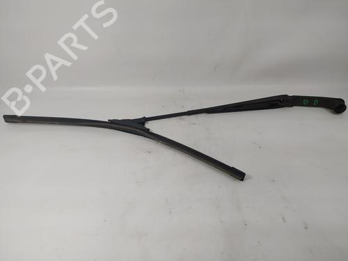 Used Front windshield wiper arm MITSUBISHI PAJERO III (V7_W, V6_W) [1999-2007]  12342026