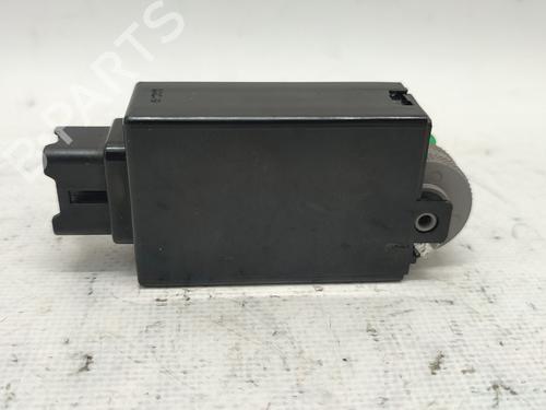 Switch KIA CARENS III MPV (UN) 2.0 CRDi 140 | BP30136347I30