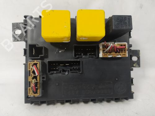Used Fuse box LANCIA LYBRA (839_) 1.8 16V (839AXB1A, 839AXG1A) (131 hp) 11795174