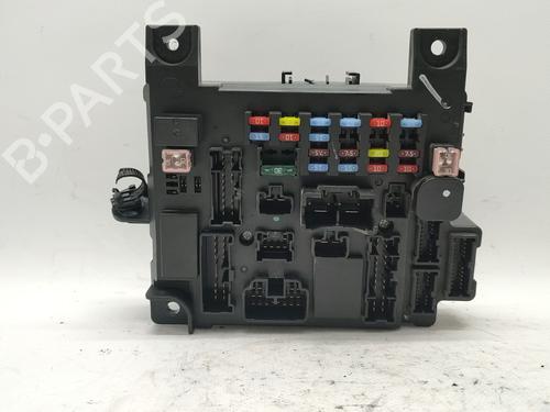 Used Fuse box MITSUBISHI OUTLANDER II (CW_W) 2.2 DI-D (177 hp) 30055873