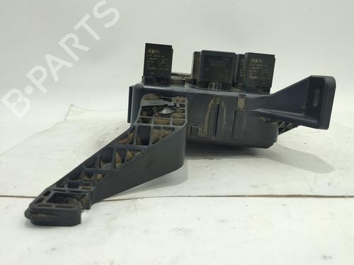 Fuse box FORD MONDEO III Saloon (B4Y) 2.0 TDCi | BP32122157E1