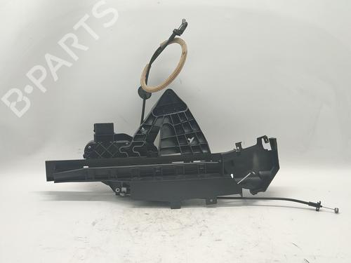 Vergrendeling links voor FORD KUGA I 2.0 TDCi (140 hp) 30115257