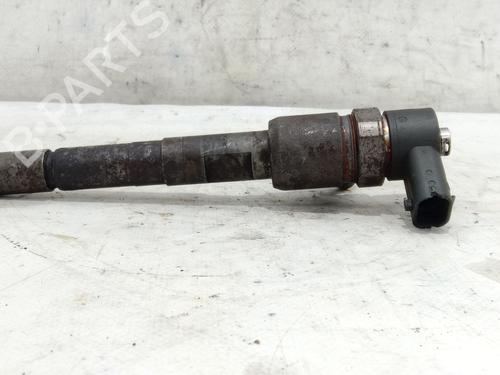 Used Injector FIAT DOBLO Box Body/MPV (223_) 1.3 D Multijet (75 hp) 27987701