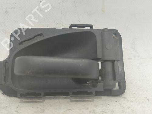 Used Front right interior door handle Front right interior door handle CITROËN SAXO (S0, S1) 1.5 D (57 hp) 34137587 34137587