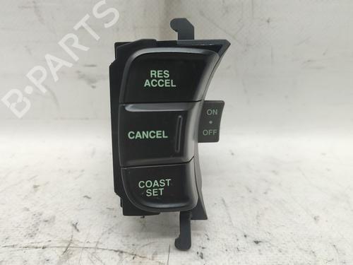 Used Steering wheel controls HYUNDAI SONATA V (NF) 2.0 CRDi (140 hp) 26741172
