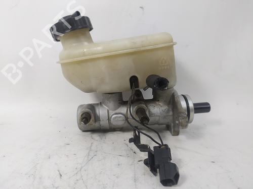 Used Brake master cylinder KIA SORENTO I (JC) 2.5 CRDi 4WD (140 hp) 13012843