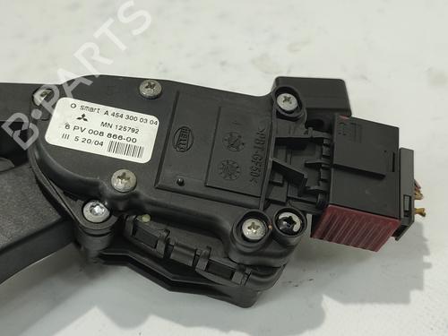 Pedal SMART FORFOUR (454)  | BP16978086I4 