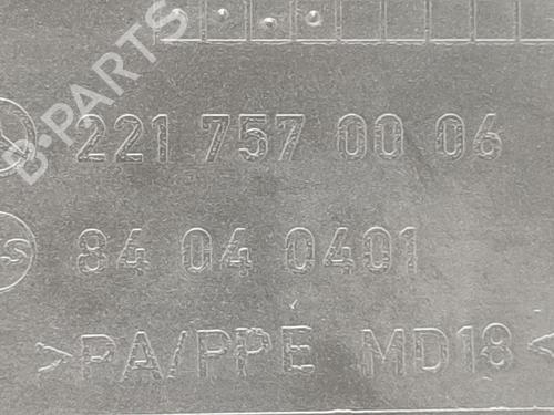 Fuel flap MERCEDES-BENZ S-CLASS (W221, V221) S 500 (221.071, 221.171) | BP22532410C131 