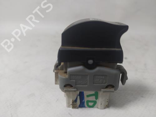 Højre bagtil elrude kontakt RENAULT MEGANE II (BM0/1_, CM0/1_) 1.6 16V (BM0C, CM0C) | BP13708723I28 
